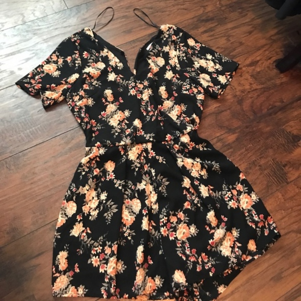 Floral Short Sleeve Romper